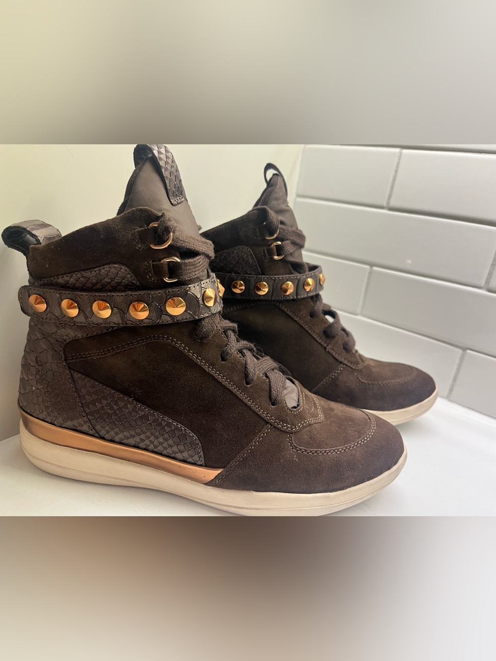 Geox Hyperspace Brown Suede Python Studded Wedge Sneakers Womenโs 10